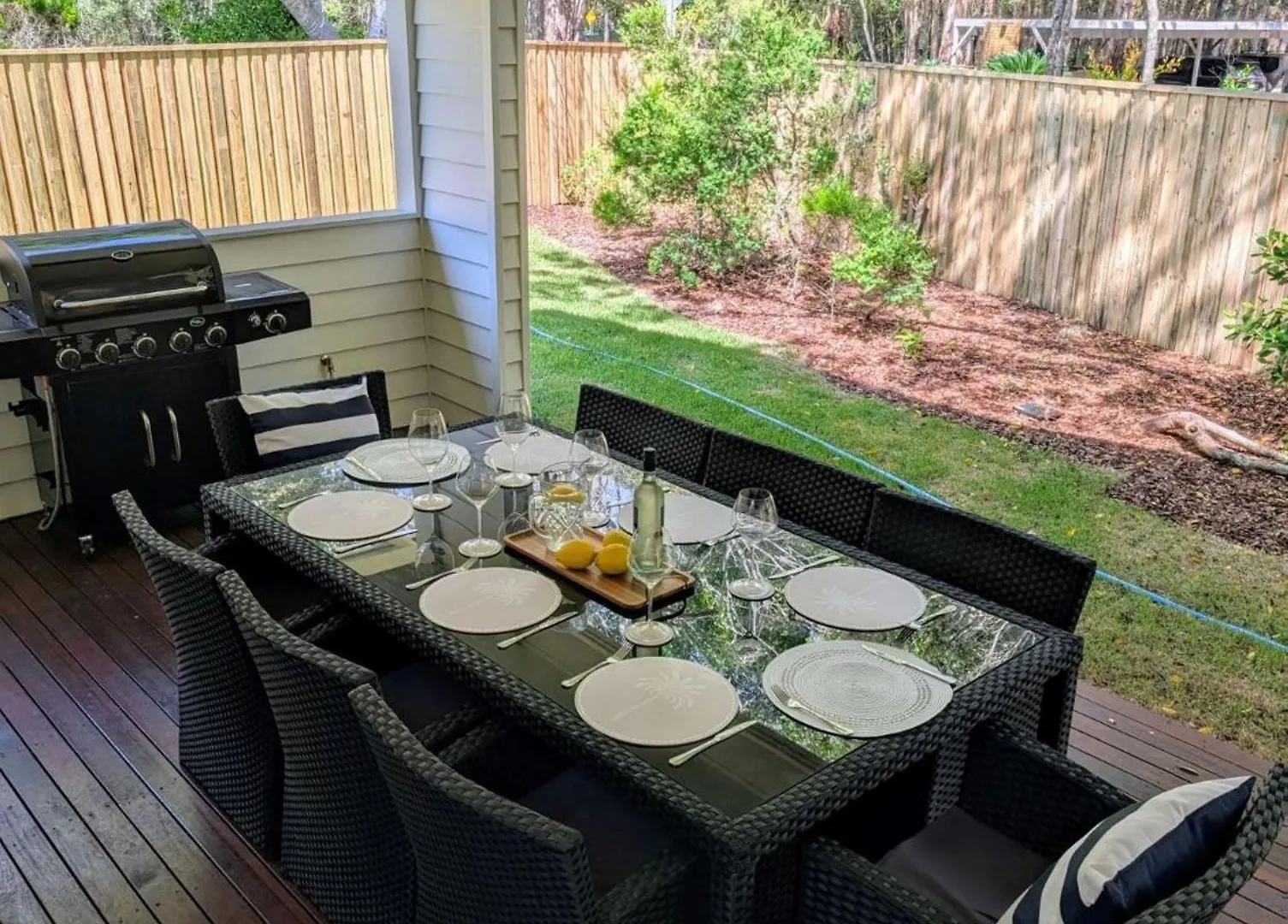 6 Yeri Drive - Rainbow Shores. Aircon. Pets Welcome. Walk To Beach Rainbow Beach 0*,  Australia